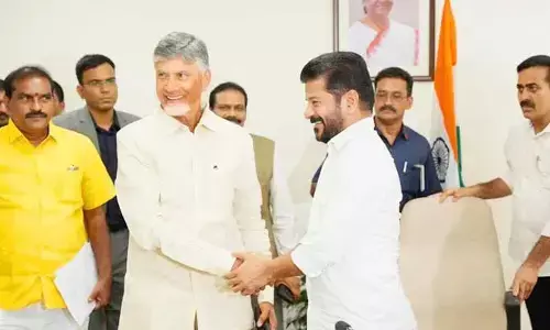 తెలంగాణతో గొడవపై CM చంద్రబాబు హాట్ కామెంట్స్