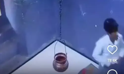 శివాలయంలో విగ్రహంపై మూత్ర విసర్జన.. దుమారం రేపుతున్న వీడియో