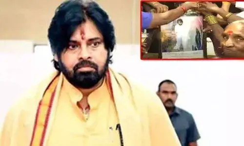 ‘పవన్ కల్యాణ్ మా పెద్ద కుమారుడు’ అంటూ పాలాభిషేకం