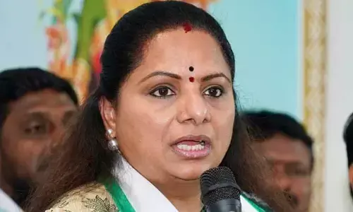 ఫ్లైట్ మోడ్ సీఎం రేవంత్.. హాఫ్ సెంచరీ కొట్టారు.. బీఆర్ఎస్ ఎమ్మెల్సీ కవిత హాట్ కామెంట్స్