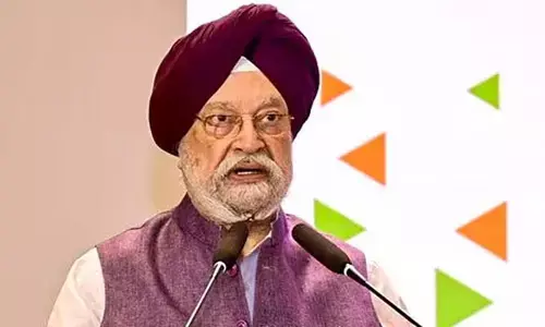 Russia: చమురు సరఫరాలో ఎలాంటి సమస్య లేదు.. అమెరికా ఆంక్షలపై భారత్ స్పందన
