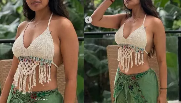 వర్షంలో అంటూ బిగ్ బాస్ బ్యూటీ హాట్ స్టిల్స్.. ప్రైవేట్ పార్ట్స్ చూపిస్తూ రెచ్చగొడుతోందిగా.. వర్షంలో అంటూ బిగ్ బాస్ బ్యూటీ హాట్ స్టిల్స్.. ప్రైవేట్ పార్ట్స్ చూపిస్తూ రెచ్చగొడుతోందిగా..