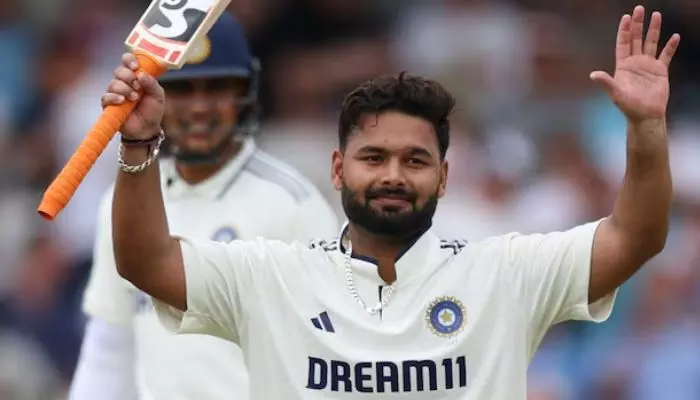 మరో రికార్డుకు చేరువలో రిషబ్ పంత్ మరో రికార్డుకు చేరువలో రిషబ్ పంత్