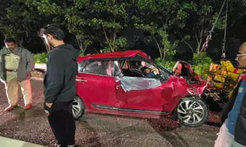 ఓఆర్ఆర్‌పై ఘోర రోడ్డు ప్రమాదం.. స్పాట్‌లోనే నలుగురు దుర్మరణం