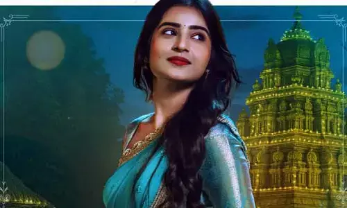 Sumati Shatakam: ట్రెడీషనల్ లుక్‌లో హీరోయిన్ ఫష్ట్ లుక్..