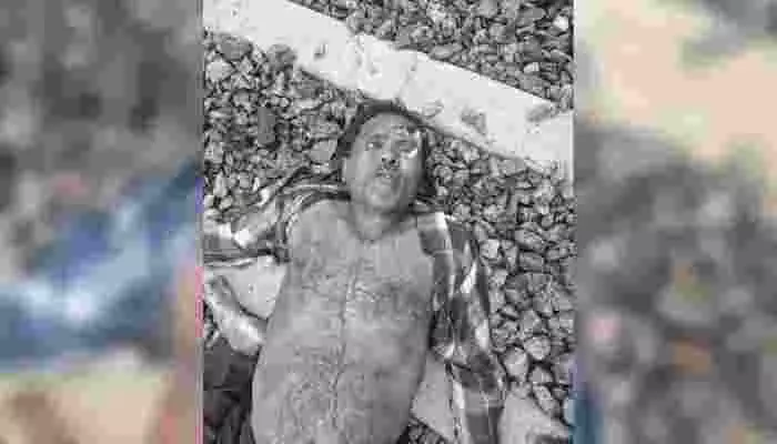 రైలు ఢీకొన్న ఘటనలో గుర్తుతెలియని వ్యక్తి మృతి.. రైలు ఢీకొన్న ఘటనలో గుర్తుతెలియని వ్యక్తి మృతి..