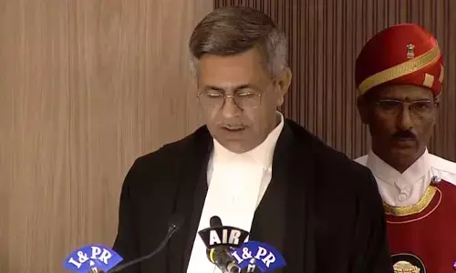 TG High Court: కొత్త సీజేగా జస్టిస్ అపరేశ్ కుమార్ సింగ్ ప్రమాణ స్వీకారం