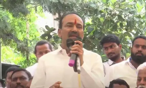 అబద్ధాల పునాదులపై కొందరు బతుకుతుండ్రు.. ఎంపీ ఈటల సెన్సేషనల్ కామెంట్స్