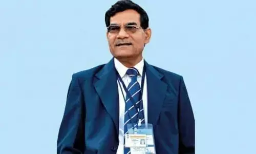 మంత్రికి అవమానం.. దుమారం రేపుతున్న వీడియో