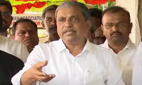 వడ్డీతో సహా చెల్లిస్తాం: టీడీపీ నేతలకు సజ్జల వార్నింగ్