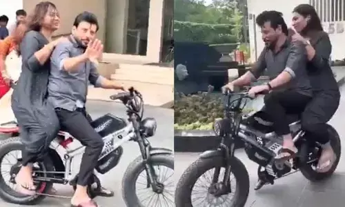 మరోసారి రెచ్చిపోయిన దువ్వాడ దివ్వెల..సోషల్ మీడియాను షేక్ చేస్తున్న వీడియో