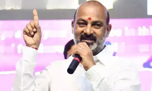 ‘పాతబస్తీ మొత్తం ఆలయాలు నిర్మిస్తాం’.. బోనాల వేళ బండి సంజయ్ సంచలన ప్రకటన