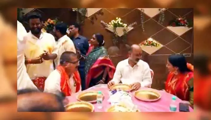 బండి సంజయ్ తో మల్లారెడ్డి కోడలు భేటీ బండి సంజయ్ తో మల్లారెడ్డి కోడలు భేటీ