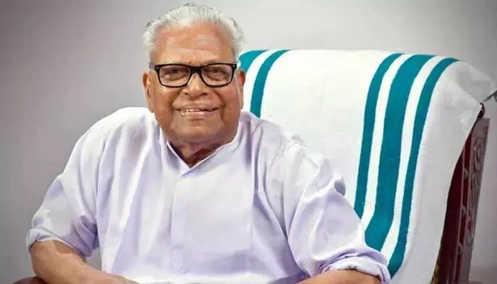 కేరళ మాజీ సీఎం అచ్యుతానందన్ మృతిపై సీపీఐ నేతల సంతాపం కేరళ మాజీ సీఎం అచ్యుతానందన్ మృతిపై సీపీఐ నేతల సంతాపం