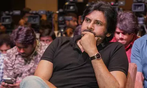 ‘హరిహర వీరమల్లు’ ప్రెస్ మీట్‌లో పవన్ కళ్యాణ్ పెట్టుకున్న వాచ్ ధర ఎంతో తెలిస్తే షాక్ అవ్వాల్సిందే!