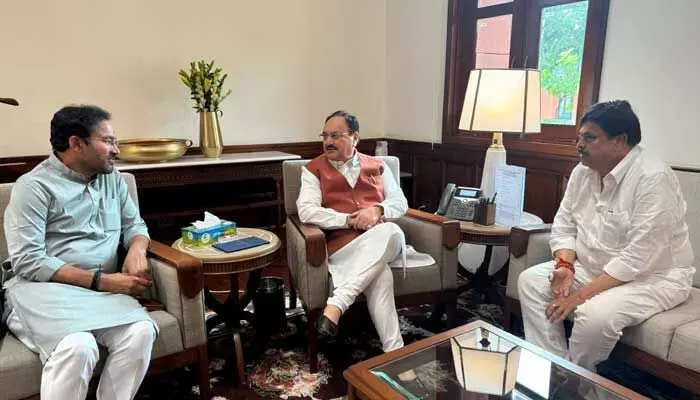 నడ్డాను కలిసిన తెలంగాణ బీజేపీ చీఫ్ రాంచందర్రావు నడ్డాను కలిసిన తెలంగాణ బీజేపీ చీఫ్ రాంచందర్రావు