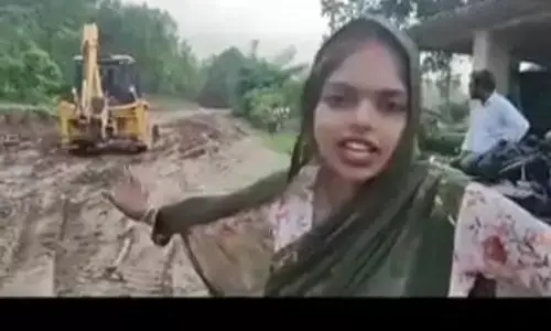 రోడ్డు అధ్వాన్న పరిస్థితిపై ప్రెగ్నెంట్ లేడీ వీడియో... స్పందించిన ప్రభుత్వం
