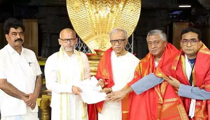 మరణానంతరం టీటీడీకి రూ.3 కోట్ల ఇల్లు.. రూ.66 లక్షల విరాళం మరణానంతరం టీటీడీకి రూ.3 కోట్ల ఇల్లు.. రూ.66 లక్షల విరాళం