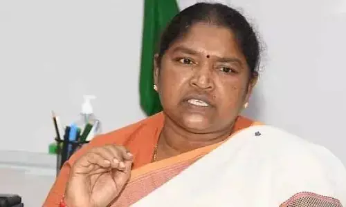 ప్రజాప్రతినిధుల కోర్టుకు హాజరైన మంత్రి సీతక్క.. అసలు విషయం ఇదే!