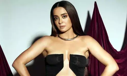 Surveen Chawla: ఇండస్ట్రీపైనే అసహ్యం వేసింది.. ఇవన్నీ నాకు అవసరమా అనిపించింది.. కాస్టింగ్ కౌచ్‌పై నటి షాకింగ్ కామెంట్స్