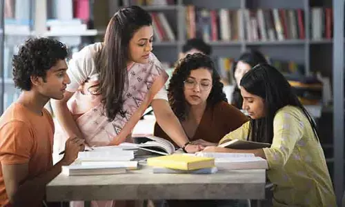 ఆర్ట్స్‌కు కరువైన ఆదరణ.. కాలేజీల భవిష్యత్తుపై ఆందోళన