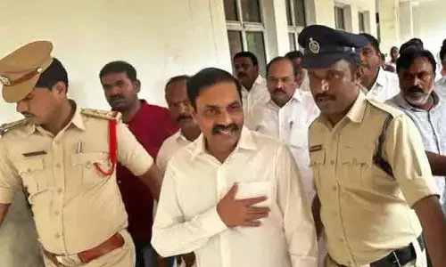ఫోర్జరీ సంతకాల కేసు.. మాజీ మంత్రి కాకాణికి జ్యుడీషియల్ రిమాండ్