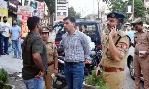 డెలివరీ బాయ్‌లుగా వచ్చి.. పట్టపగలే బంగారం చోరీ.. యజమాని చెప్తుంది నిజమేనా?