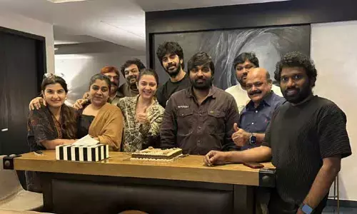 పూరి-విజయ్ సేతుపతి సినిమా సెట్స్‌లో సెలబ్రేషన్స్.. బ్లాక్‌బస్టర్ వైబ్‌ అంటూ మూవీ మేకర్స్ పోస్ట్