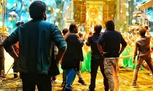 ‘విశ్వంభర’ సెట్స్‌లోకి బాలీవుడ్ బ్యూటీ ఎంట్రీ.. ఫైనల్ షెడ్యూల్‌లో స్పెషల్ సాంగ్!