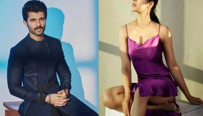 నటితో డేటింగ్.. గర్ల్ఫ్రెండ్తో ఎక్కువ సమయం గడపాలని ఉందంటూ విజయ్ దేవరకొండ షాకింగ్ కామెంట్స్ నటితో డేటింగ్.. గర్ల్ఫ్రెండ్తో ఎక్కువ సమయం గడపాలని ఉందంటూ విజయ్ దేవరకొండ షాకింగ్ కామెంట్స్