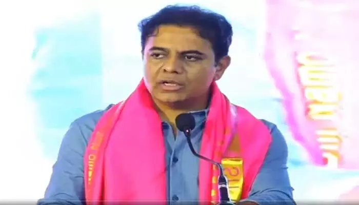 KTR: ఇక మనకున్న ఏకైక అస్త్రం అదే.. బీఆర్ఎస్ శ్రేణులకు కేటీఆర్ పిలుపు KTR: ఇక మనకున్న ఏకైక అస్త్రం అదే.. బీఆర్ఎస్ శ్రేణులకు కేటీఆర్ పిలుపు