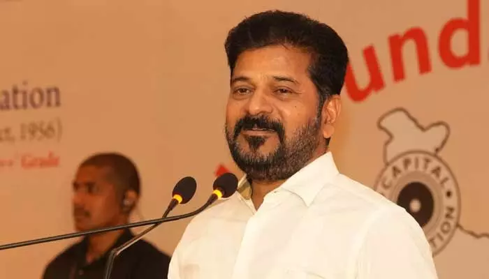 వాటిని సమతూకం చేసుకుంటూ ప్రభుత్వాన్ని నడిపిస్తాం: CM రేవంత్ వాటిని సమతూకం చేసుకుంటూ ప్రభుత్వాన్ని నడిపిస్తాం: CM రేవంత్