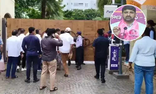 Kaushik Reddy: సీఎం రేవంత్‌పై సంచలన కామెంట్స్.. పాడి కౌశిక్ రెడ్డి ఇంటి వద్ద హై టెన్షన్..