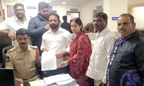 BRS: సీఎం రేవంత్ రెడ్డిపై బీఆర్ఎస్ నేతల ఫిర్యాదు.. ఎందుకంటే?