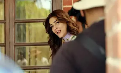 Kriti Sanon: బర్త్‌డే స్పెషల్.. సినిమా నుంచి హీరోయిన్ క్యూట్ లుక్ రిలీజ్