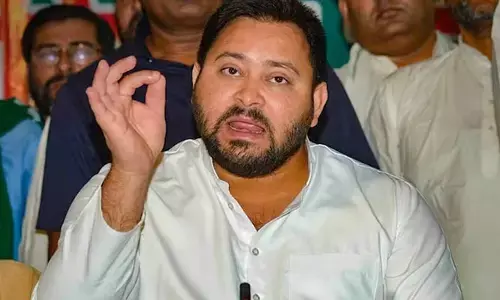 Tejaswi yadav: బిహార్‌లో మద్య నిషేధ చట్టాన్ని సమీక్షిస్తాం.. ఆర్జేడీ నేత తేజస్వీ యాదవ్