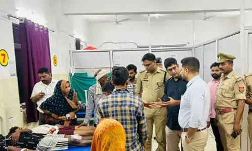 మరో ఆలయంలో తొక్కిసటాల..ఇద్దరు మృతి