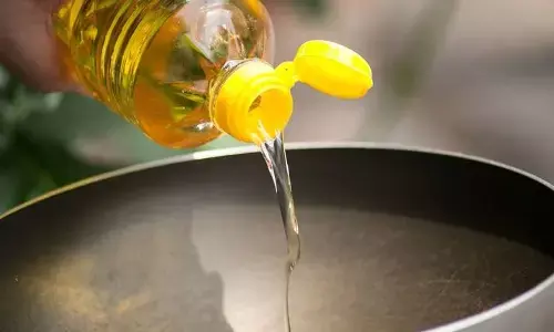 Edible Oil: సోషల్ మీడియాలో రిఫైన్డ్ వంట నూనెలపై తప్పుదారి పట్టించే కంటెంట్