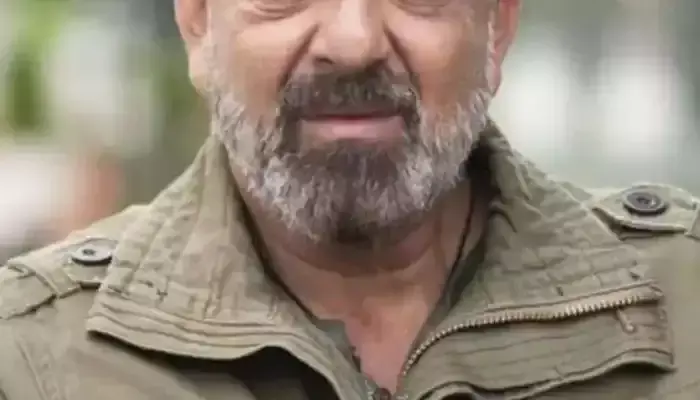 రూ.72 కోట్ల ఆస్తి రాసిచ్చిన ఫ్యాన్... హీరో ఏం చేశాడంటే?