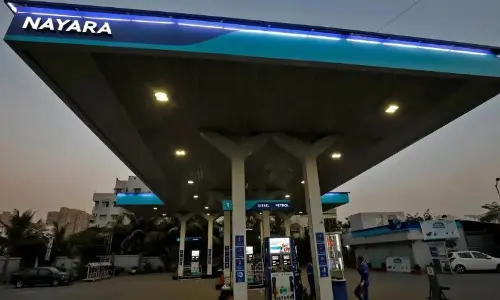 Nayara Energy: మైక్రోసాఫ్ట్‌ సేవలు నిలిపేయడంపై కోర్టును ఆశ్రయించిన నయారా ఎనర్జీ