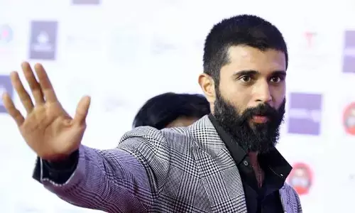 ‘ఈసారి నేను కాదు మనం కొడ్తున్నాం’.. విజయ్ దేవరకొండ ఆసక్తికర వ్యాఖ్యలు