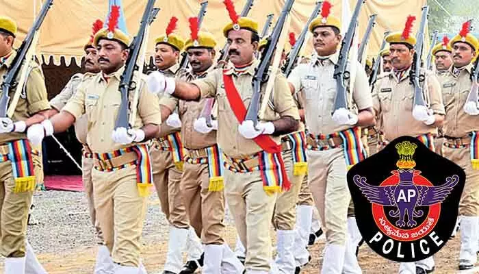 AP కానిస్టేబుల్ పరీక్షా ఫలితాలు రేపటికి వాయిదా.. అసలు కారణం ఇదే AP కానిస్టేబుల్ పరీక్షా ఫలితాలు రేపటికి వాయిదా.. అసలు కారణం ఇదే