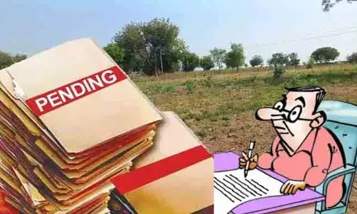 భూ సమస్యల పరిష్కారానికి పంద్రాగస్టు టార్గెట్.. పని ఒత్తిడితో అధికారులు సతమతం