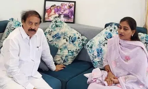 తెలంగాణలోని ఏపీ హోంగార్డులను రప్పించండి: CPI రామకృష్ణ