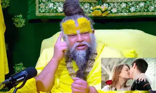 100 మంది అమ్మాయిల్లో ఇద్దరు మాత్రమే వర్జిన్ : ప్రేమానంద్ మహారాజ్ సంచలన వ్యాఖ్యలు