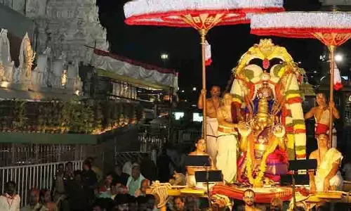 తిరుమలలో ఘనంగా గరుడ పంచమి వేడుకలు.. భక్తులకు మలయప్పస్వామి కటాక్షం