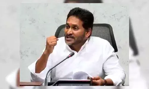 పోలీసుల అరాచకాలు పెరిగిపోయాయి.. మాజీ సీఎం జగన్ ​ఆరోపణలు