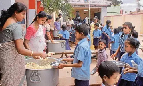 TG: మధ్యాహ్న భోజన పథకం నిధులు విడుదల