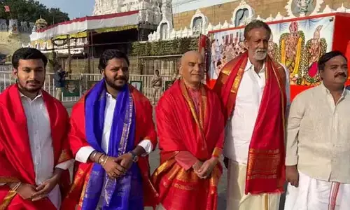తిరుమల శ్రీవారిని దర్శించుకున్న ప్రముఖులు