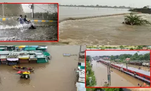 ఎడారి రాష్ట్రంలో భారీ వర్షాలు.. రైలు పట్టాలపైకి వరద నీరు